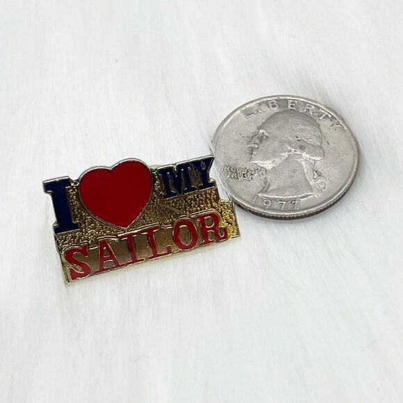 🔮 5/$25 Vintage I Love My Sailor Pin - Picture 2 of 3